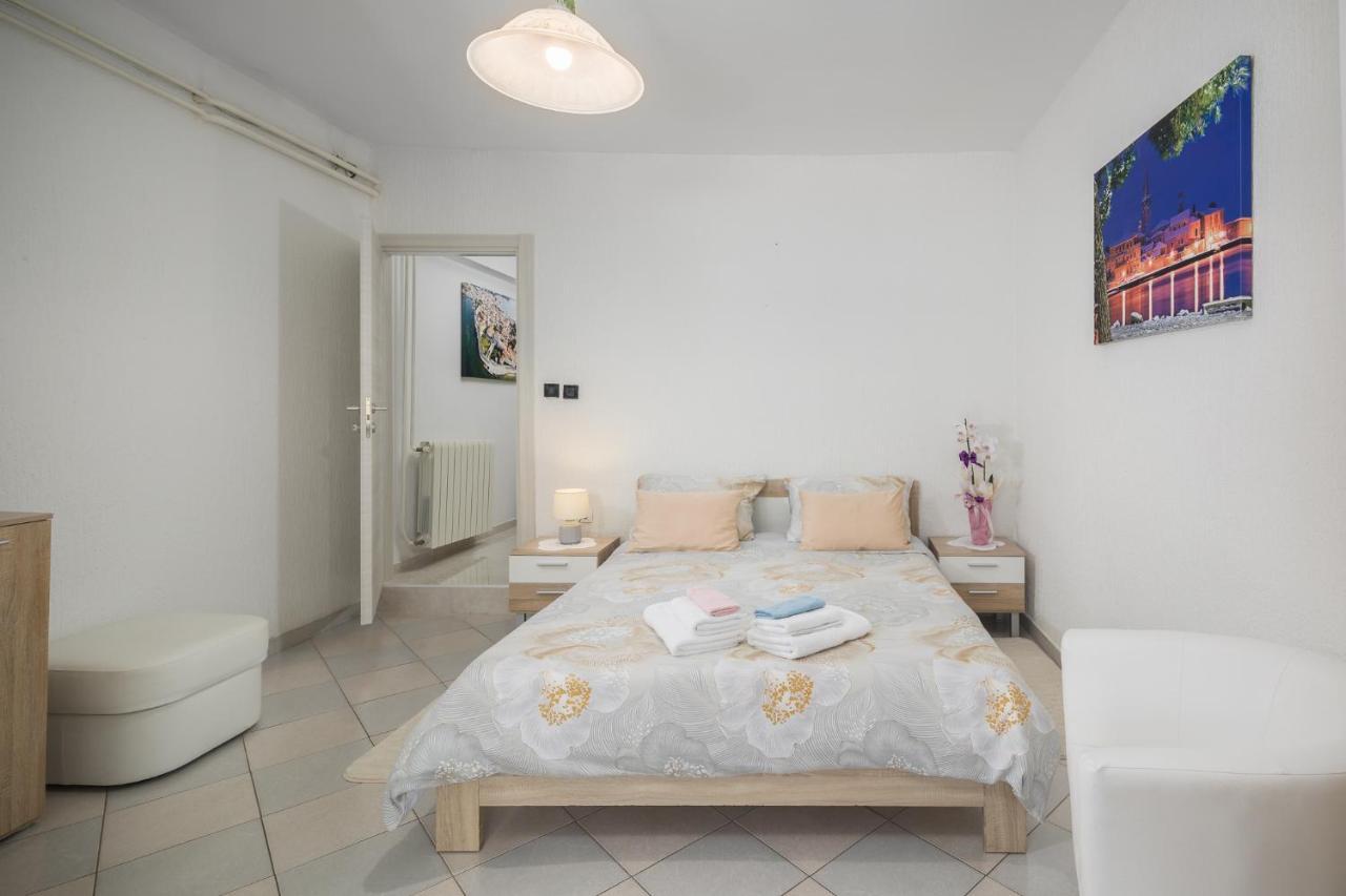 Apartment Kazalac Green Oasis Poreč Exteriör bild
